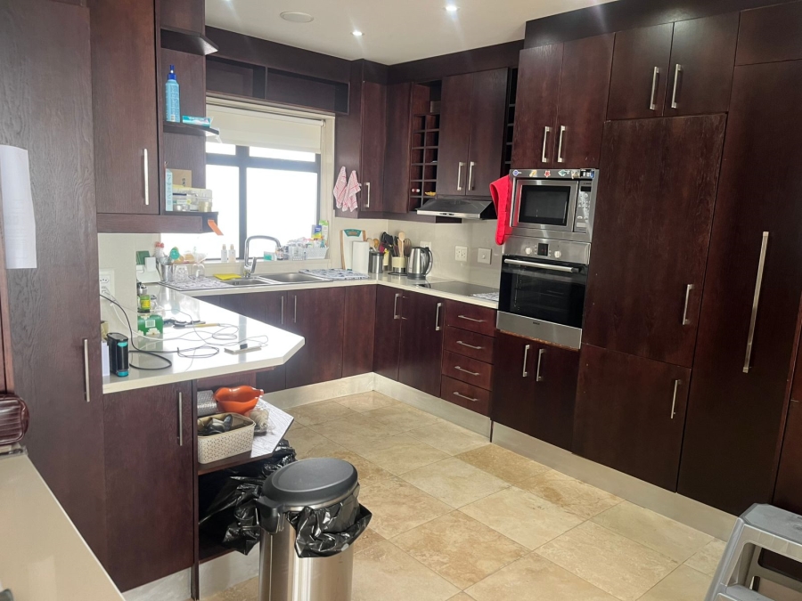 To Let 2 Bedroom Property for Rent in Sea Point Western Cape